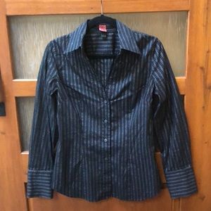 🌟🌟EXPRESS Design Studio Button Down Shirt🌟🌟